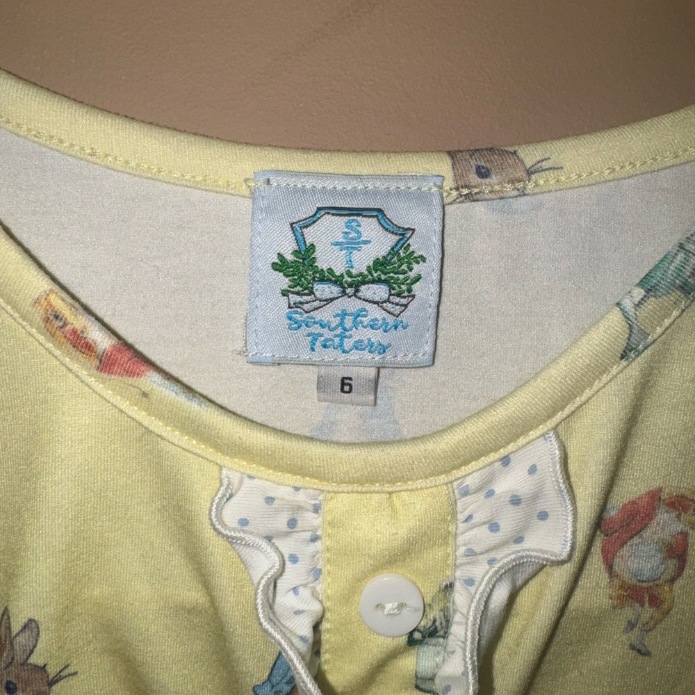 Yellow Peter Rabbit Ruffle-Trim Nightgown - Picture 5 of 6